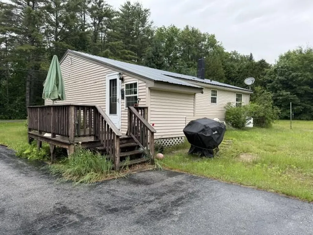 363 Rabbit Valley Road Oxford ME 04270