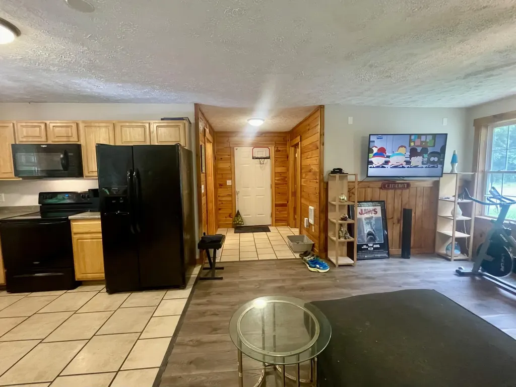 1008 S Belfast Road Windsor ME 04363