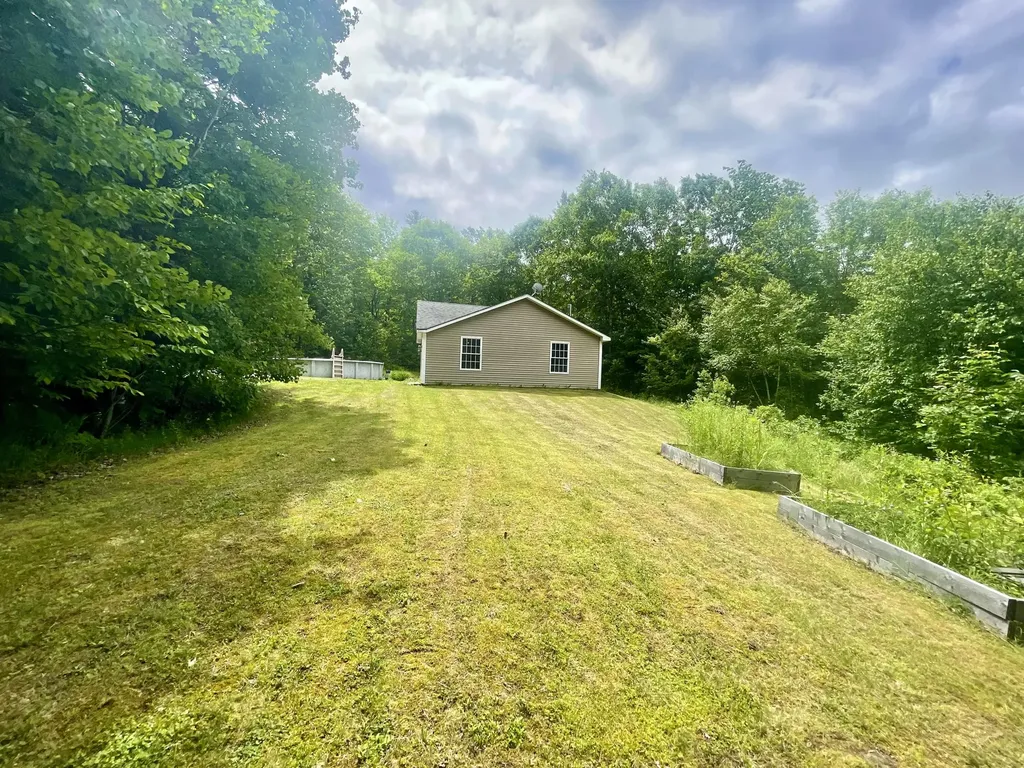 1008 S Belfast Road Windsor ME 04363