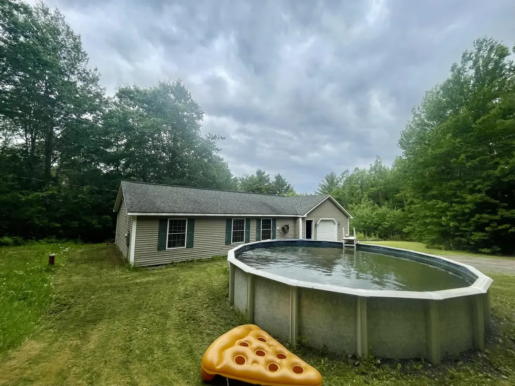 1008 S Belfast Road Windsor ME 04363