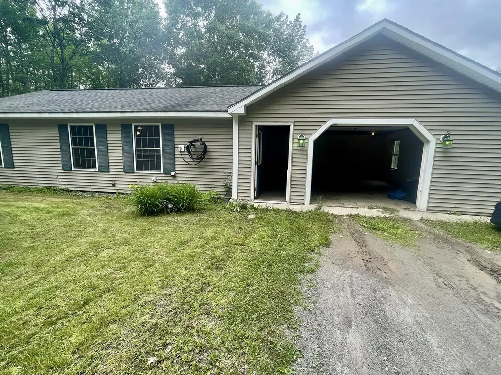 1008 S Belfast Road Windsor ME 04363