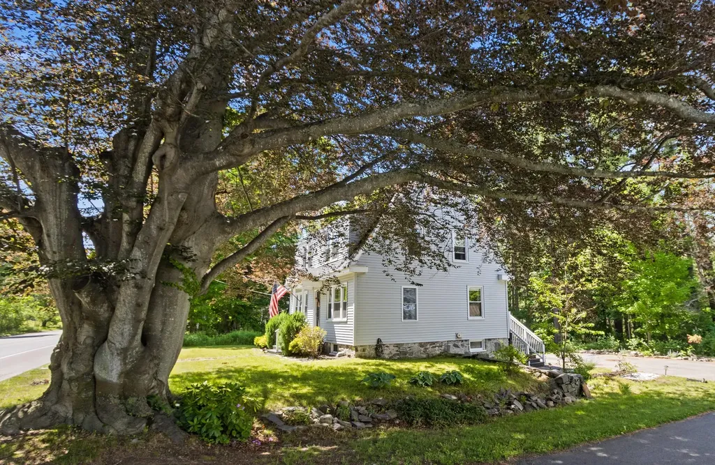 75 Ocean House Road Cape Elizabeth ME 04107