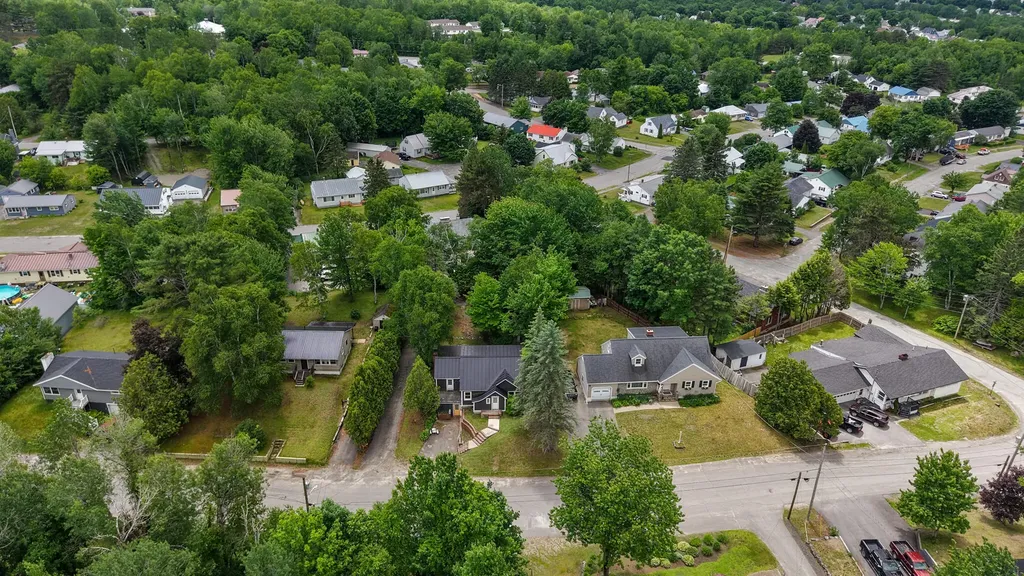 43 Westwood Avenue Millinocket ME 04462