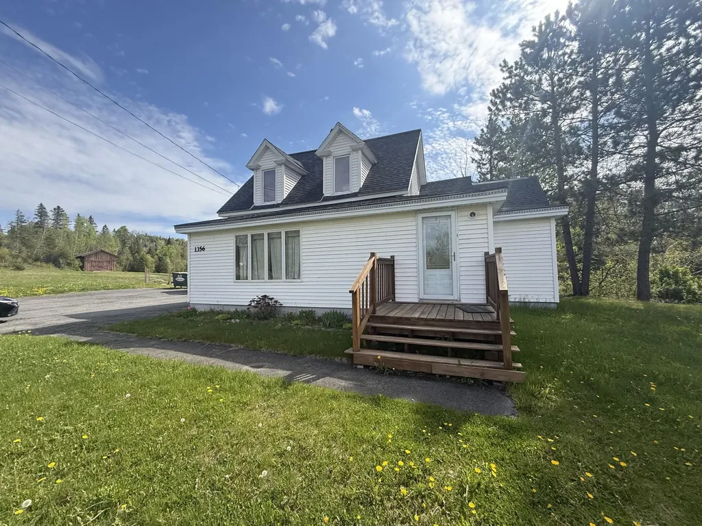 1356 Aroostook Road Wallagrass ME 04781