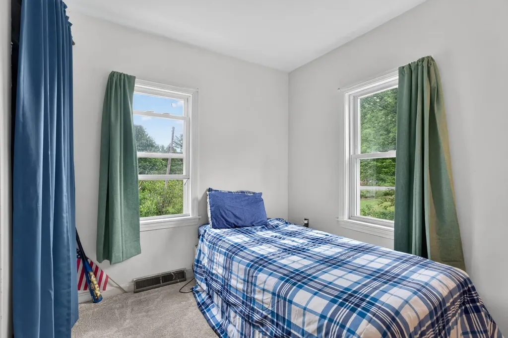 815 Royalsborough Road Durham ME 04222