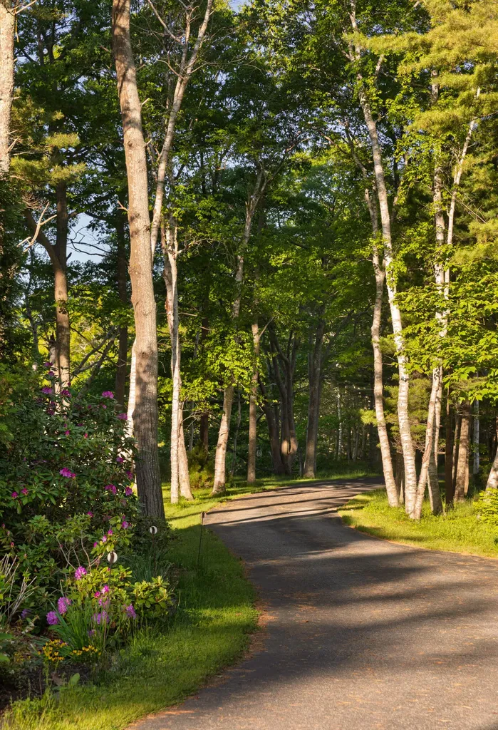 90 Cornfield Point Road Yarmouth ME 04096
