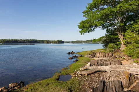 90 Cornfield Point Road Yarmouth ME 04096