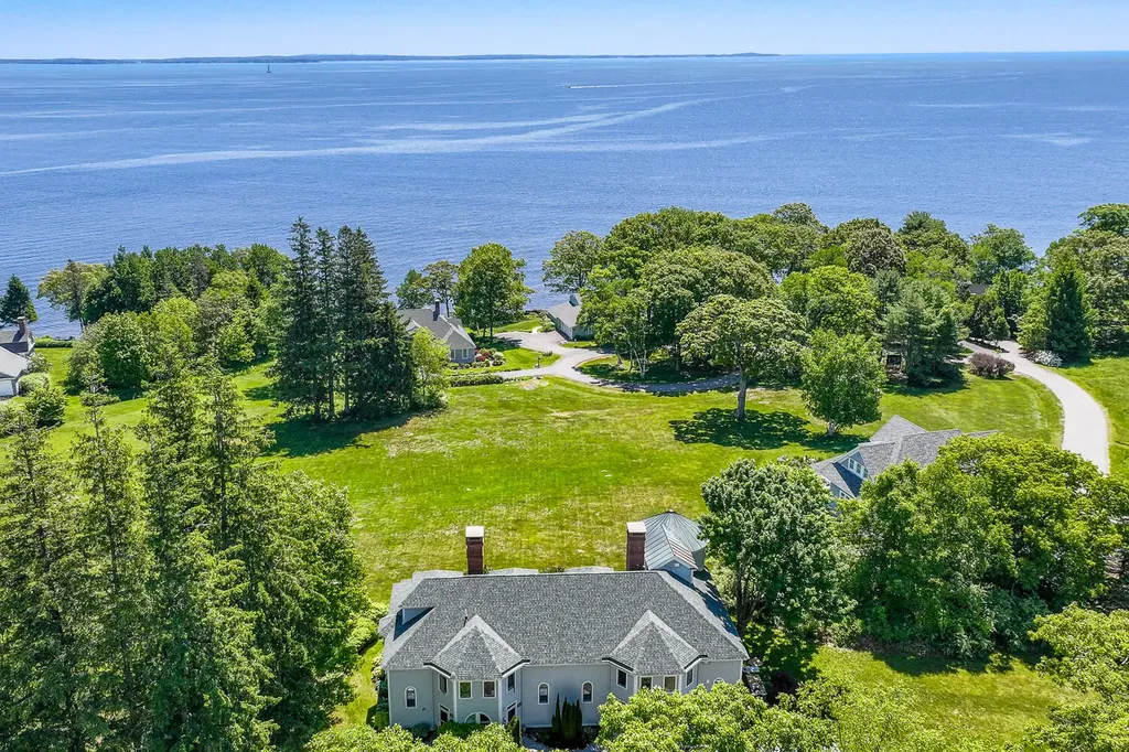 64 Eastward Rockport ME 04856