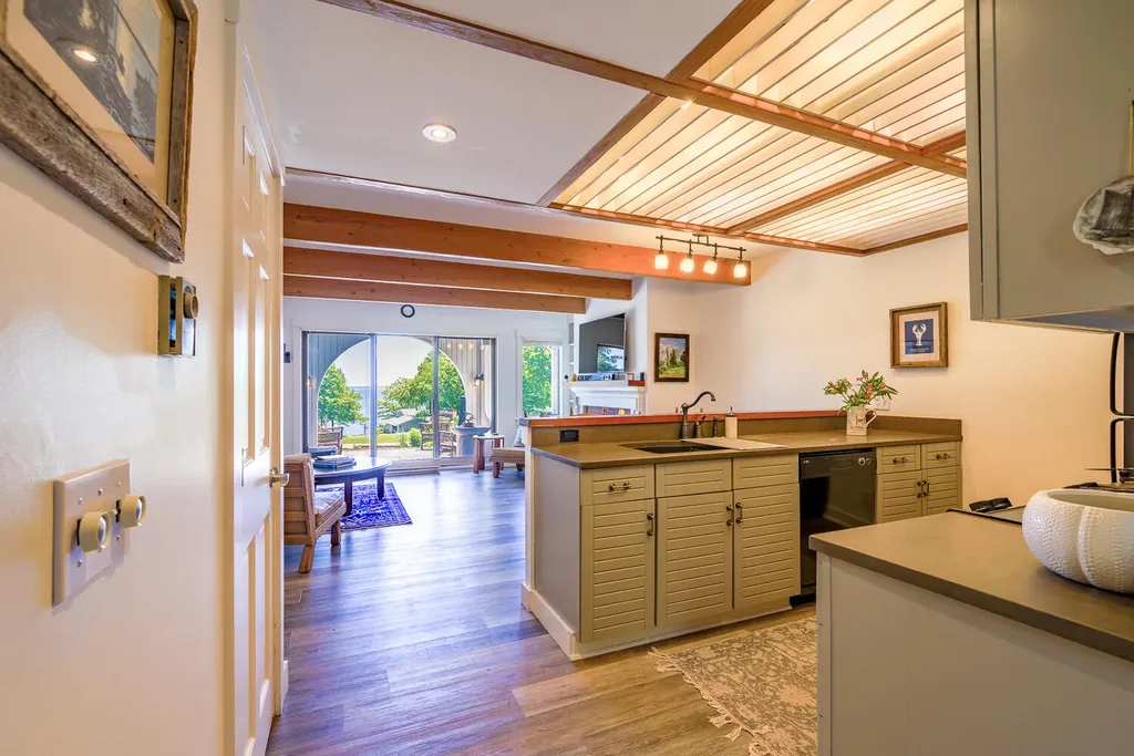 64 Eastward Rockport ME 04856