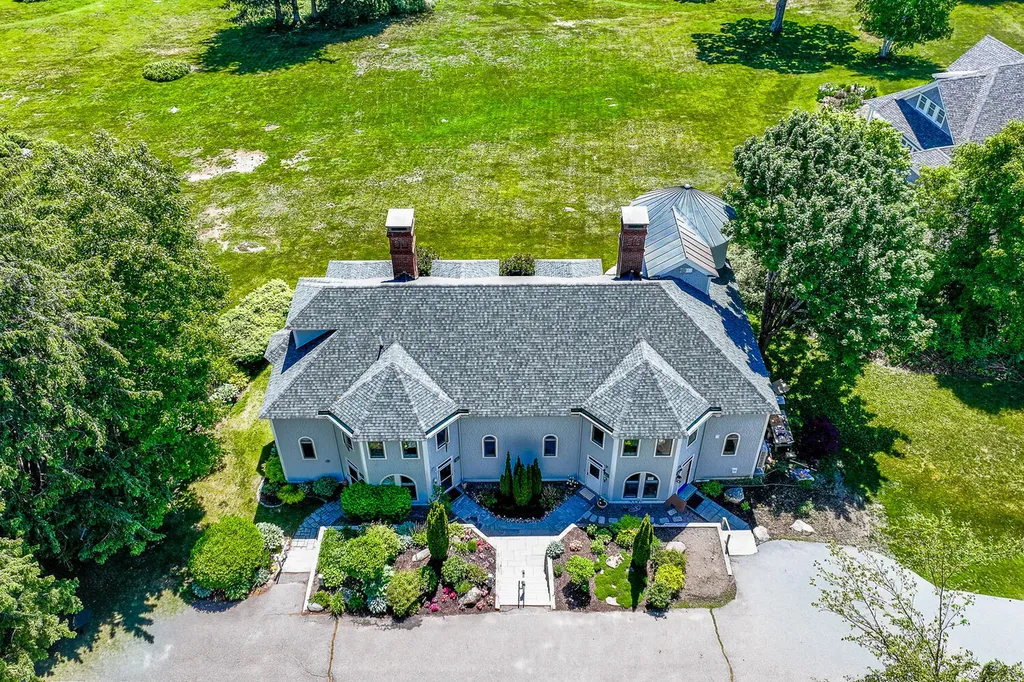 64 Eastward Rockport ME 04856