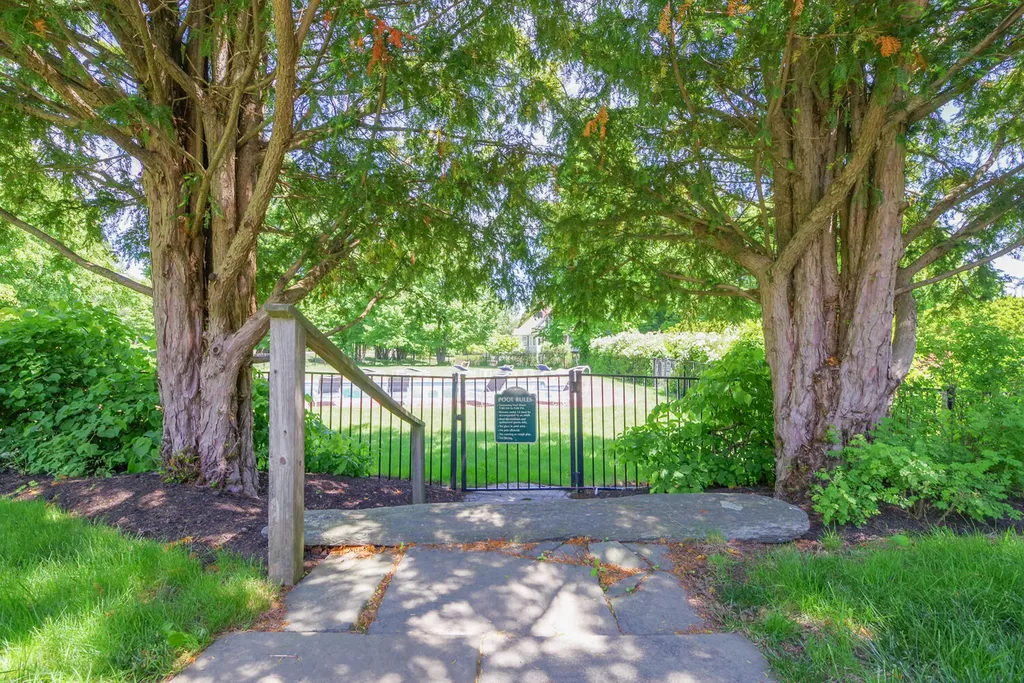 64 Eastward Rockport ME 04856