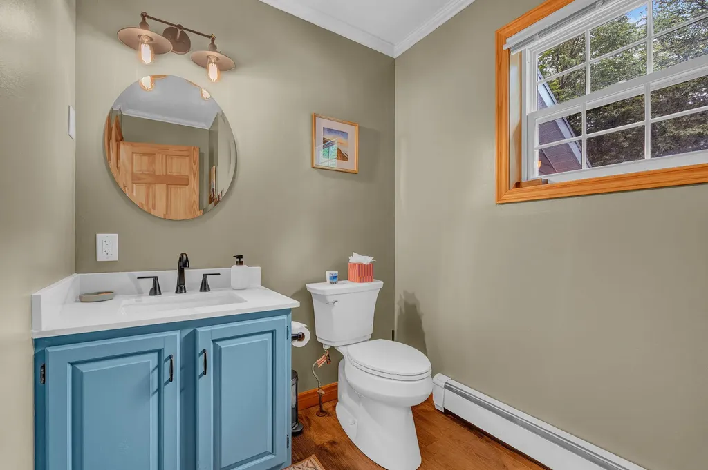280 Lovejoy Shores Drive Fayette ME 04349