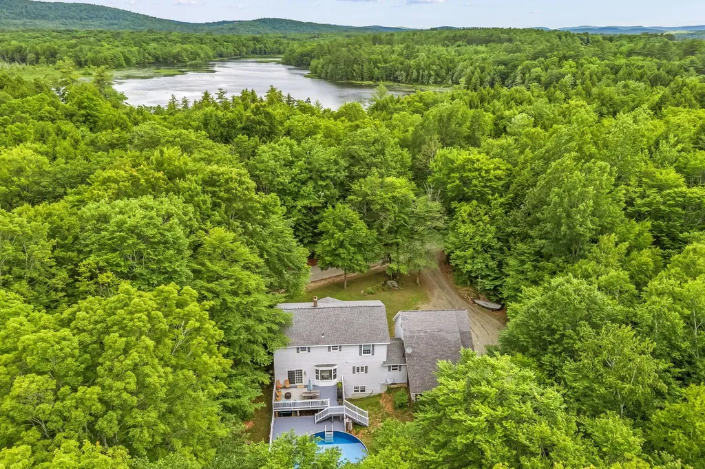 280 Lovejoy Shores Drive Fayette ME 04349
