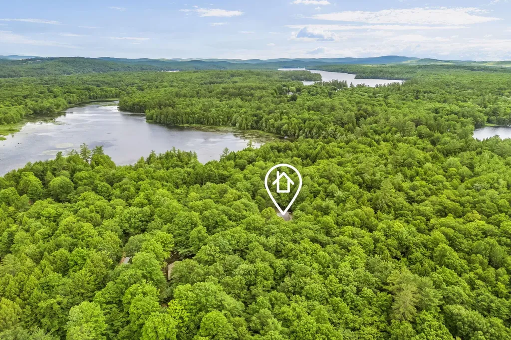 280 Lovejoy Shores Drive Fayette ME 04349