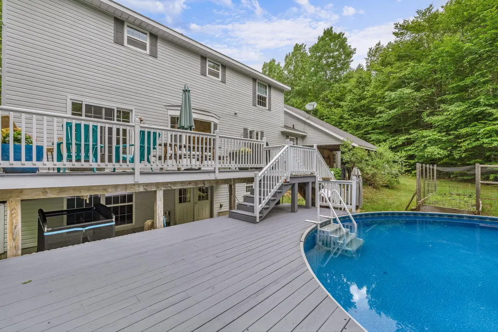 280 Lovejoy Shores Drive Fayette ME 04349