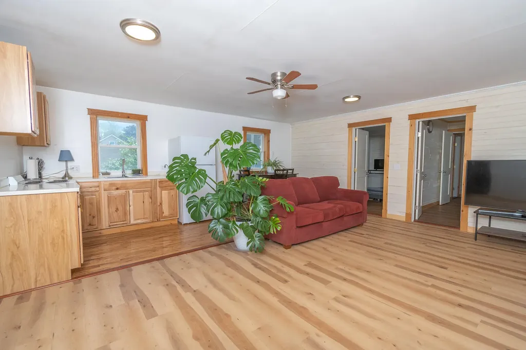 20 Ingalls Street Madison ME 04950