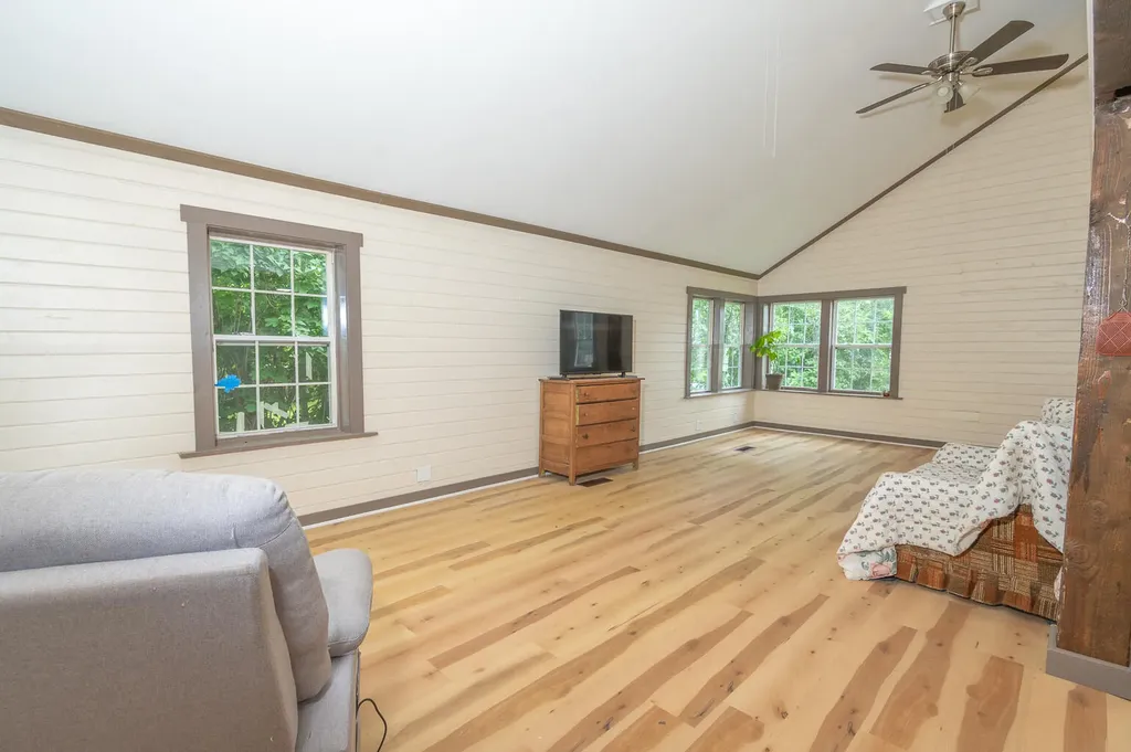 20 Ingalls Street Madison ME 04950