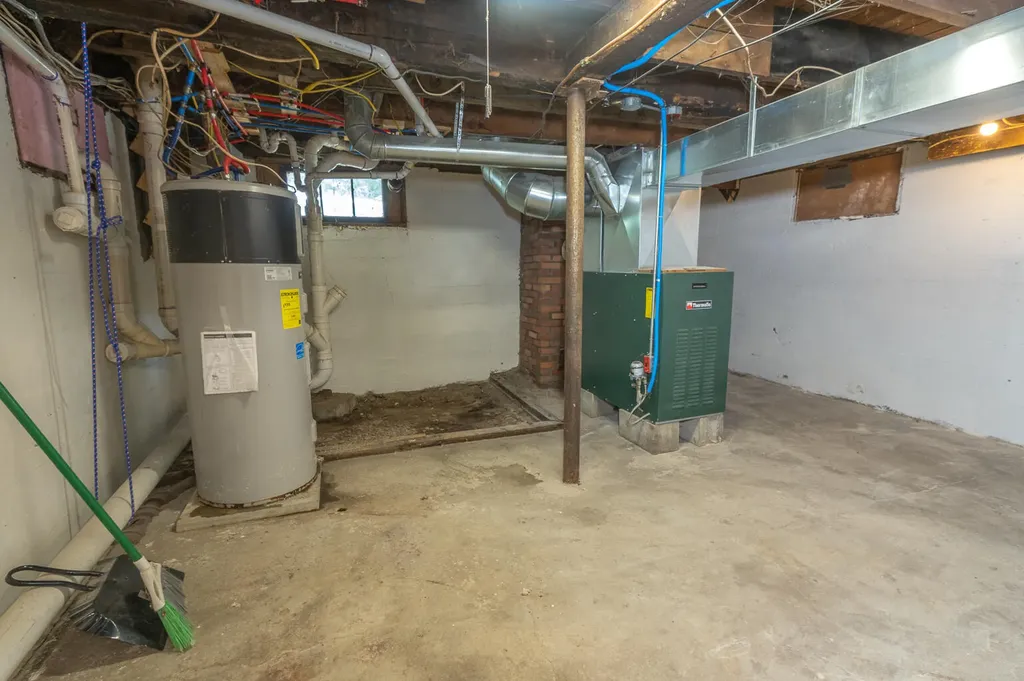 20 Ingalls Street Madison ME 04950