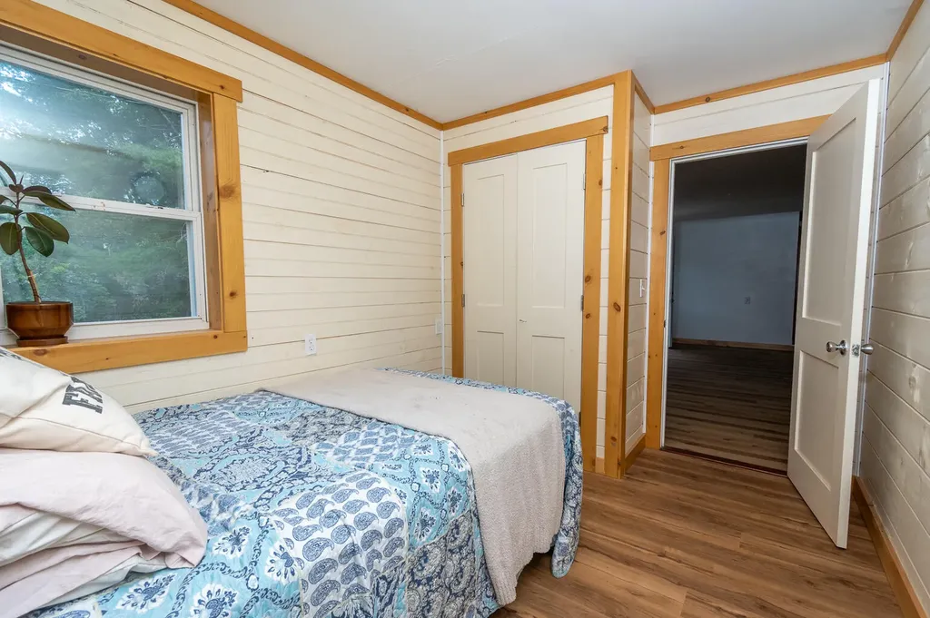 20 Ingalls Street Madison ME 04950