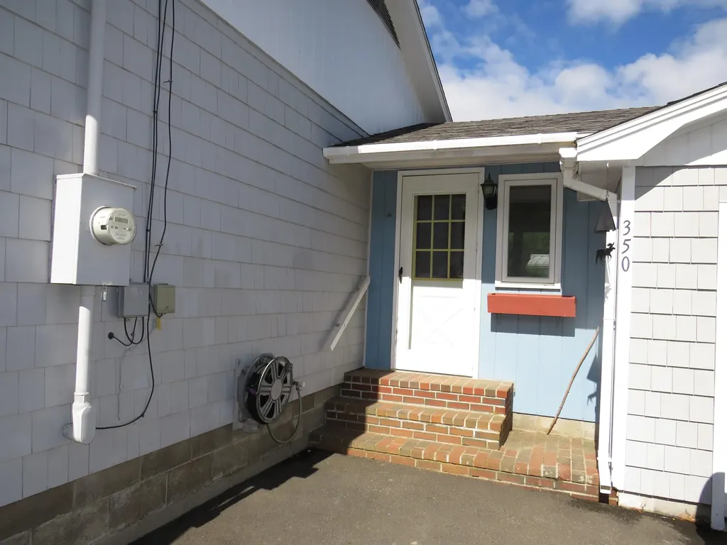 350 Liberty Road Washington ME 04574