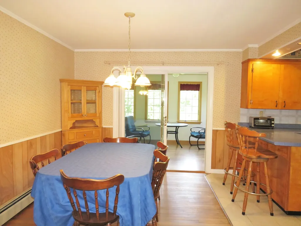 350 Liberty Road Washington ME 04574