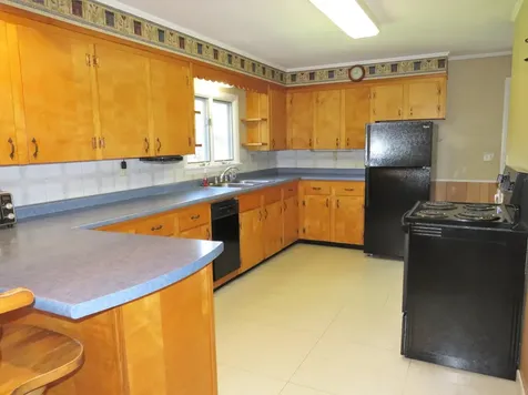 350 Liberty Road Washington ME 04574