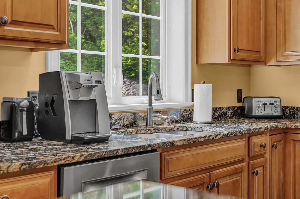 58 Thrush Terrace Windham ME 04062