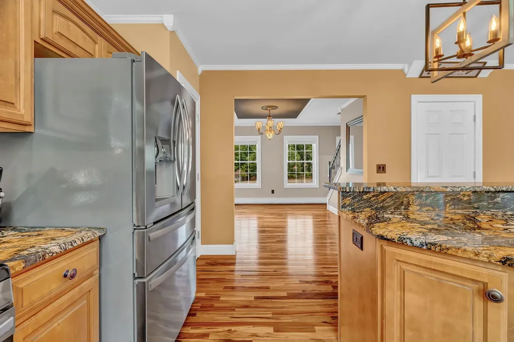 58 Thrush Terrace Windham ME 04062