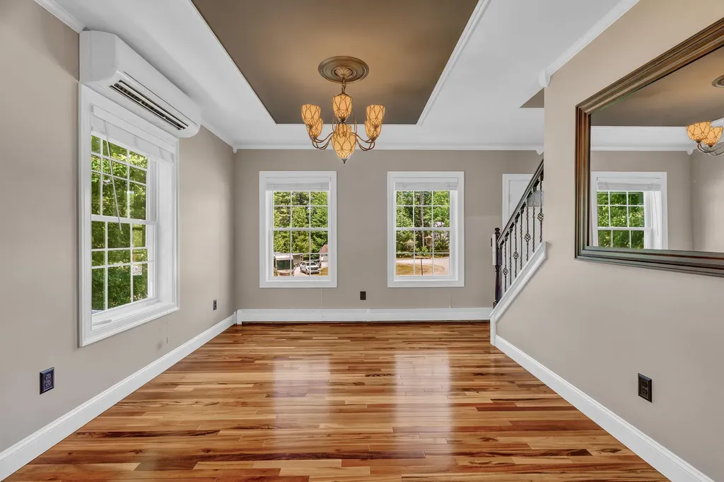 58 Thrush Terrace Windham ME 04062
