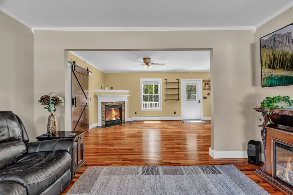 58 Thrush Terrace Windham ME 04062