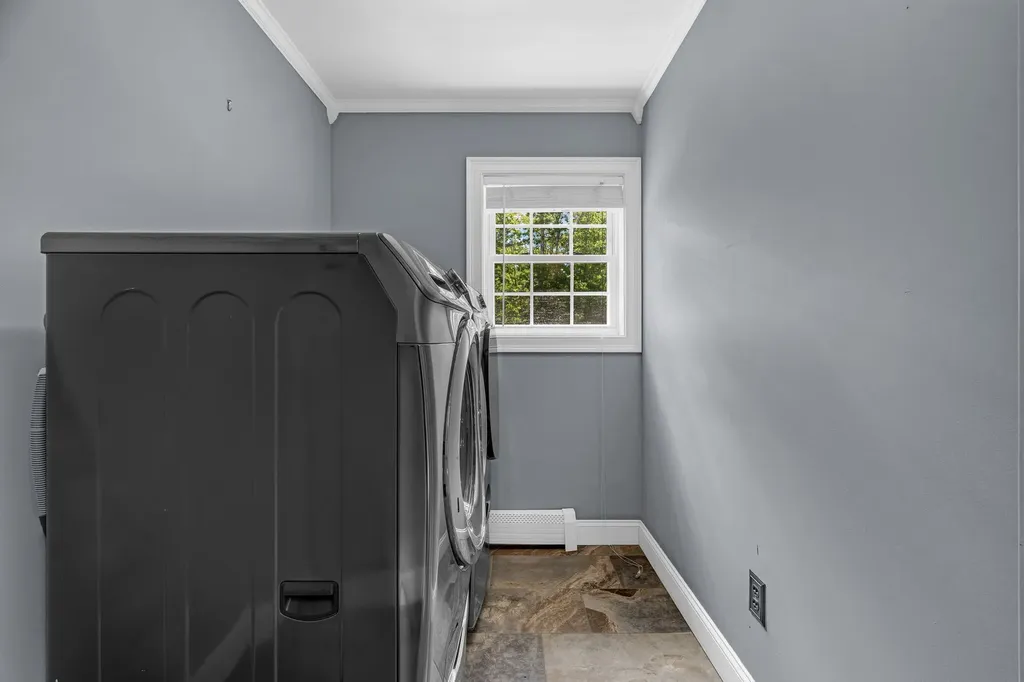 58 Thrush Terrace Windham ME 04062