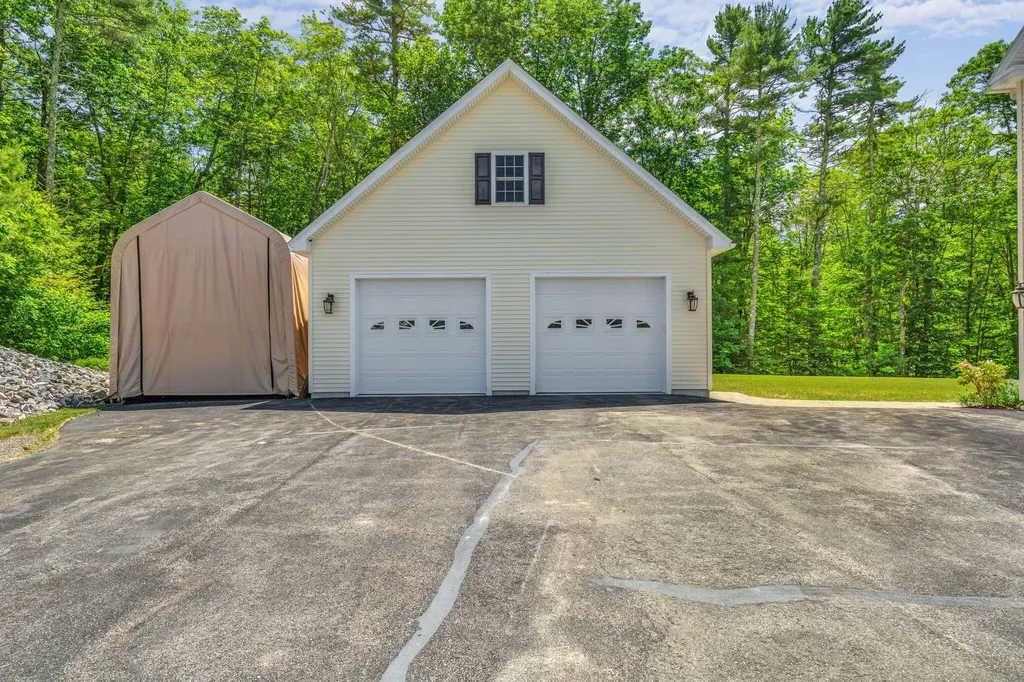 58 Thrush Terrace Windham ME 04062