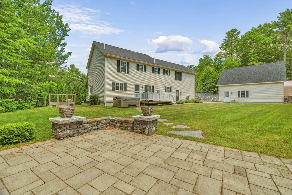 58 Thrush Terrace Windham ME 04062