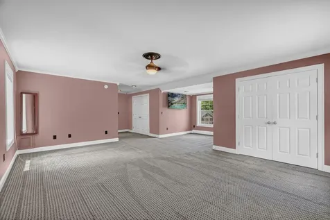 58 Thrush Terrace Windham ME 04062