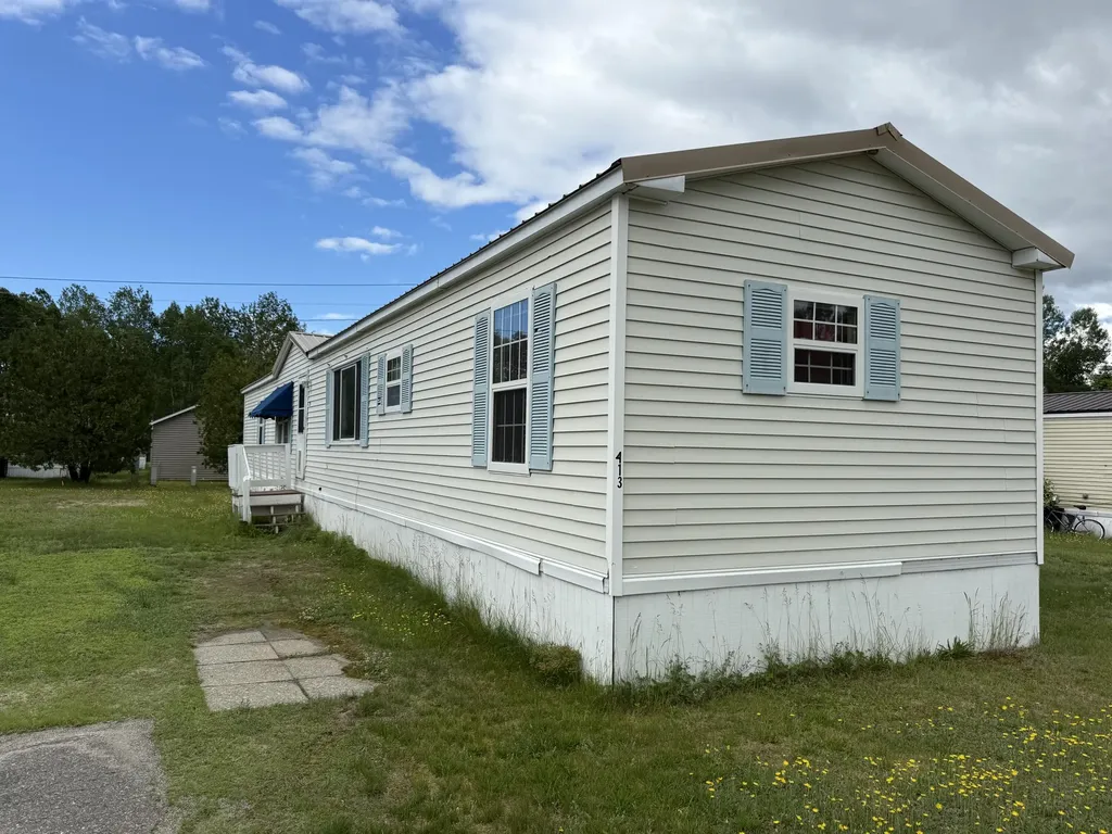 413 Kelley Mobile Homes Park Millinocket ME 04462