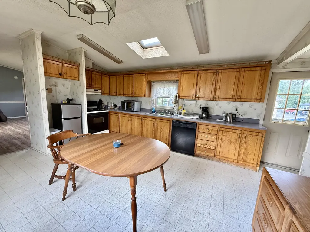 413 Kelley Mobile Homes Park Millinocket ME 04462