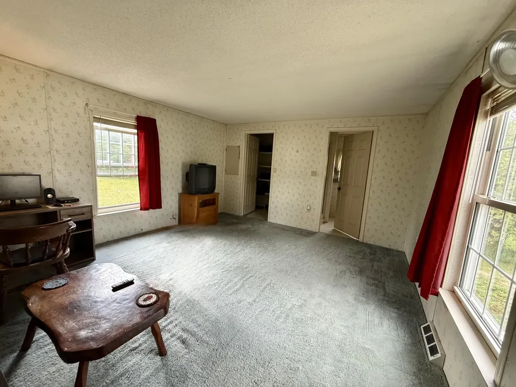 413 Kelley Mobile Homes Park Millinocket ME 04462