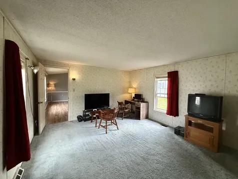 413 Kelley Mobile Homes Park Millinocket ME 04462