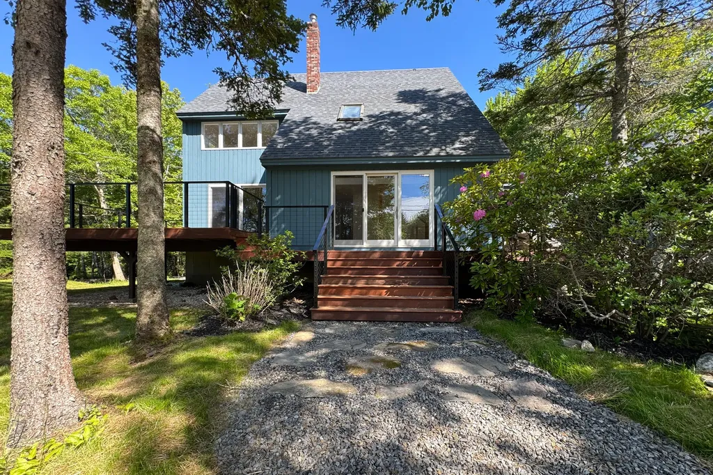 44 Patricia Lane Saint George ME 04859