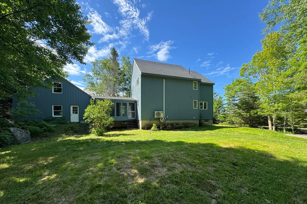 44 Patricia Lane Saint George ME 04859