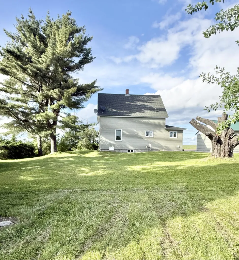 17 Doucette Road Grand Isle ME 04746