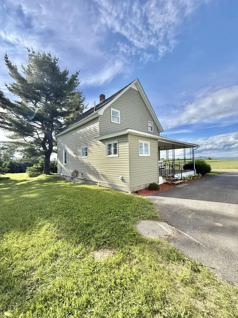 17 Doucette Road Grand Isle ME 04746