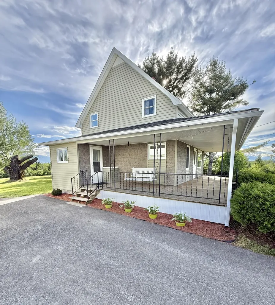 17 Doucette Road Grand Isle ME 04746