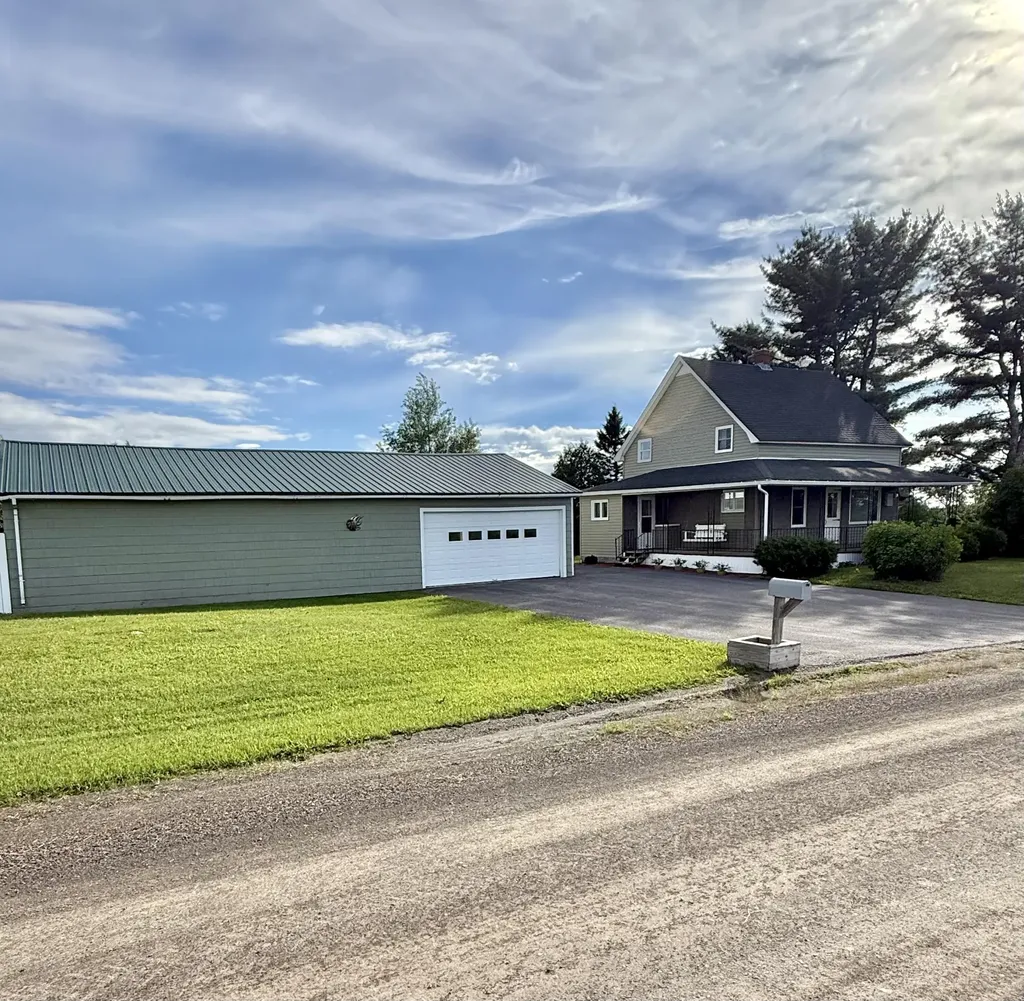 17 Doucette Road Grand Isle ME 04746