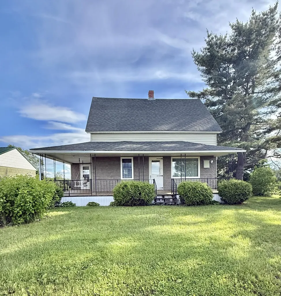 17 Doucette Road Grand Isle ME 04746