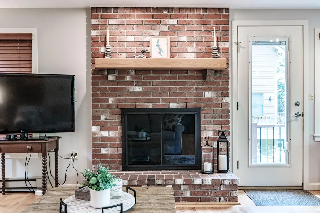 17 Loon Lane Casco ME 04015