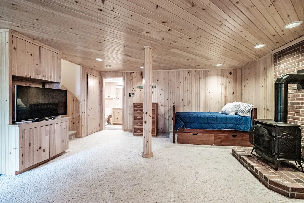 17 Loon Lane Casco ME 04015