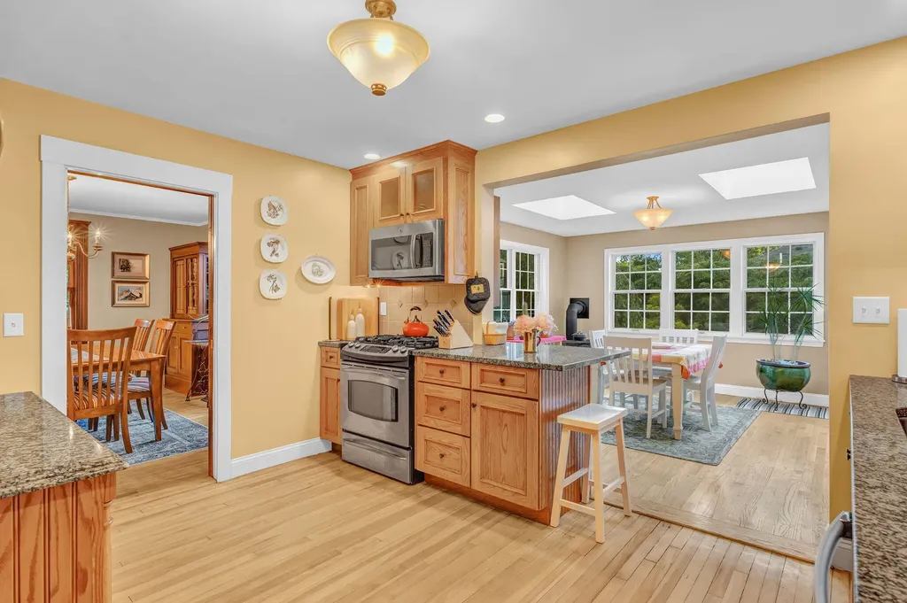 142 Longfellow Street Portland ME 04103