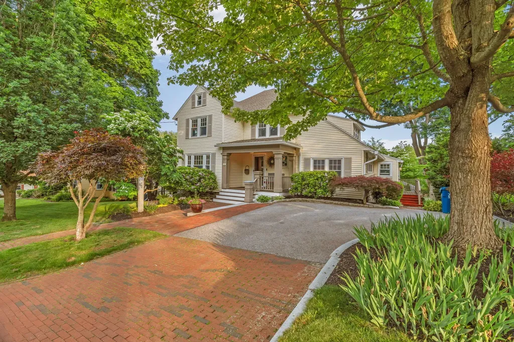 142 Longfellow Street Portland ME 04103