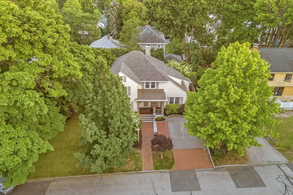 142 Longfellow Street Portland ME 04103